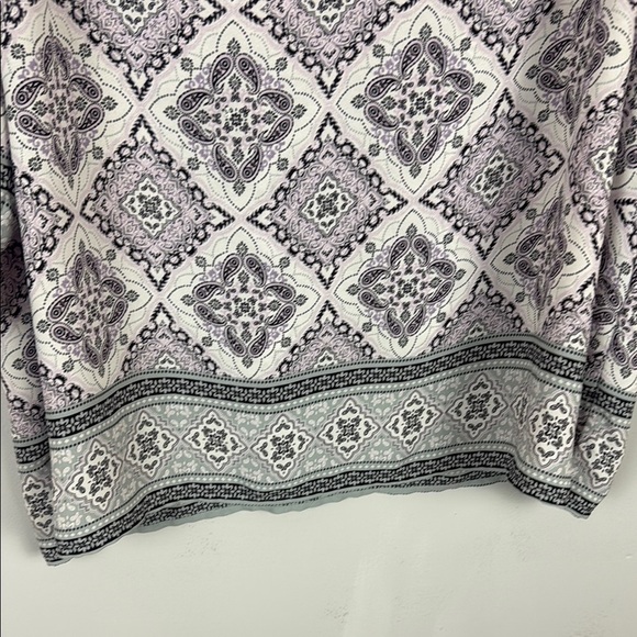 Violet & Claire Lilac Black and White 3/4 Sleeves Graphic Tunic Top Size 1X - Picture 6 of 11